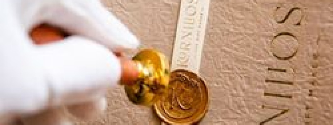Το Δώρο ως Μέσο Έκφρασης Αγάπης και Συναισθημάτων Το Δώρο ως Μέσο Έκφρασης Αγάπης και Συναισθημάτων